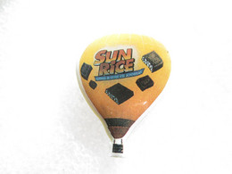 PIN'S    MONTGOLFIERE  SUN RICE - Luchtballons