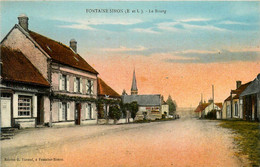 Fontaine Simon * Route Et Le Bourg Du Village - Autres & Non Classés