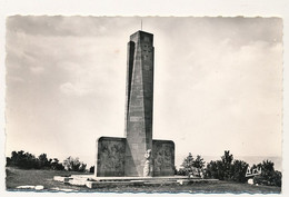 CPSM - LAMBESC (Bouches Du Rhône) - Sainte Anne - Le Monument Aux Héros De La Résistance - Lambesc