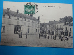 86 ) Lencloitre - La Place ( Pharmacie PACAUD )  - Année 1913- EDIT : Dando - Lencloitre