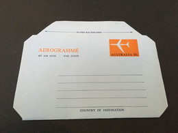 (1 F 17) Australia Aerogramme - Mint Un-written (folded) 30 Cent (airplane) - Aérogrammes