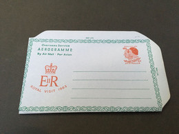 (1 F 17) Australia Aerogramme - Mint Un-written (folded) 10 D (Queen Elizabeth + Airplane) (2 Aerogramme) - Aérogrammes