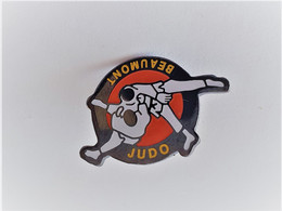 PINS SPORTS JUDO CLUB BEAUMONT 63 PUY-DE-DÔME  / 33NAT - Judo