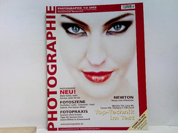 Konvolut Von 23 Photographie Magazinen - 1/2, 7/8 2003 - 5, 9-12 2004 - 3-6, 7/8 2005 - 9/2005 - 1/2, 3-5, 9/2 - Fotografia