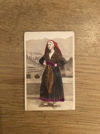 Pau * Photo CDV Colorisée Circa 1860/1895 * Costume Coiffe * Photographe M. PACAULT - Pau