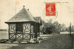 Coulonges * Le Château Du Village * Vue Sur Le Tennis - Sonstige & Ohne Zuordnung