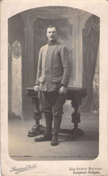 Photo D'un Homme En Uniforme - Soldat  - Carte Photo - Portrait - - Characters