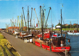 1982, Deutschland, Büsum, Fischkutter "Mary" Und Andere  Im Hafen - Buesum