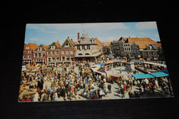 38629-                     HOORN, OUDHOLLANDSE MARKT OP DE RODE STEEN, WAAGGEBOUW - Hoorn