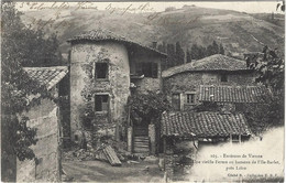 38  Ile Barlet - Pres Vienne  - Une Vieille Ferme  Au Hameau De L'ile Barlet Pres Loire - Vienne