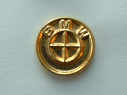 Pin's BMW - PETIT LOGO - SANS COULEURS - BMW