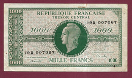 BILLET FRANCE 1000 Mille FRANCS Marianne état Plis Trous Usure Tâches ... TRESOR - 1943-1945 Maríanne