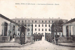 Cpa RUMILLY 74 Les Casernes D' Infanterie - Entrée - Rumilly