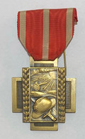 Militaria. Médaille Décoration Belge Guerre 14-18. Médaille Croix De Feu. Vuurkruis - Belgium