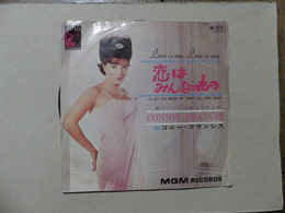 Connie Francis Love Is Me, Love Is You DM1076 MGM Records Pochette Titres Traduits En Japonais - 45 T - Maxi-Single