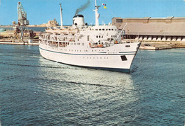 013655 "BRINDISI - NAVI IN PORTO - NAVE ADONIS"  CART  NON SPED - Brindisi