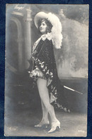 DORGERE - Danseuse - Opéra - Femme - Chapeau à Plumes - Costume - Photo Reutlinger - Artisti