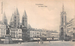 Tournai - La Grand' Place Et Magasins à La Bourse, Au Bon Marché, Etc. - Tournai