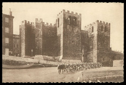 Cp Dentelée - MARSEILLE - Abbaye De Saint Victor - St Victor Abbey - Régiment Militaire - Edit. FLOREAL - Photo GOUTAGNY - Vieux Port, Saint Victor, Le Panier