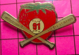 613e Pin's Pins / Beau Et Rare / THEME : SPORTS / BASEBALL LITTLE LEAGUE 1991 GROSSE POMME ROUGE - Baseball