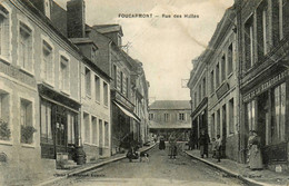 Foucarmont * Rue Des Halles  * Café De La Renaissance - Autres & Non Classés