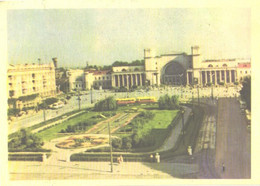 Ukraine:Dnepropetrovsk Railway Station - Gares - Sans Trains