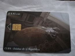 CUBA $9,95   CHIPCARD   ESTATUA DE LA REPLUBLICA        Fine Used Card  ** 6814** - Kuba