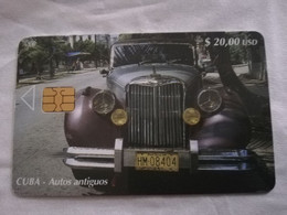 CUBA $20,00   CHIPCARD   AUTOS ANTIGUOS / OLD CARS            Fine Used Card  ** 6827** - Cuba