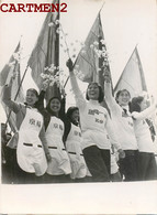 CHINA CHINE LE PREMIER MAI A PEKIN DEFILE DEVANT MAO TSE TOUNG 1954 PEKING COMMUNISME OLD PHOTO COMMUNISM - Chine