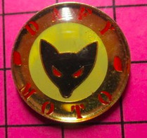 522 Pin's Pins / Beau Et Rare / THEME : MOTOS / DAFY MOTO TETE DE LOUP OU DE RENARD - Motos