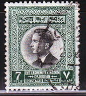Jordan 1959 Single 7 Fils Definitive Stamp Showing King Hussein. - Jordanien