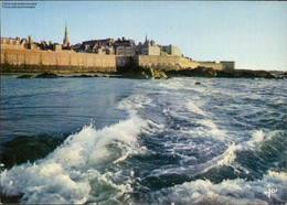 1106905  Saint-Malo, Maree Montante Au Pied Des Remparts - Somalia