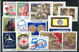 RC 22069 ITALIE LOT DE TIMBRES A LA FACIALE NEUFS ** SANS CHARNIERES - 2001-10:  Nuovi