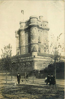 Vincennes * Carte Photo 1906 * Rue Et Le Donjon - Vincennes