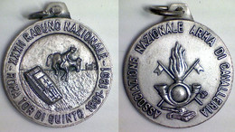 04446 MEDAGLIA ASSOCIAZIONE NAZIONALE ARMA DI CAVALLERIA XXXII RADUNO TOR DI QUINTO1891-1991 - Royal/Of Nobility