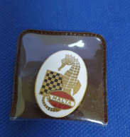 Enamel Pin Badge  MALTA CHESS FEDERATION Association - Jeux