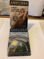 Les 2 Pièces Commémoratives 2 Euro Andorre 2021 Blister  " Nos Anciens Et Abbaye De Meritxell  " - Andorre