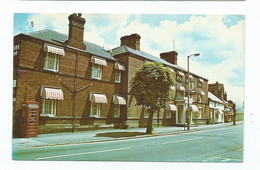 Postcard Wales Denbiighshire Chirk. The Hand Hotel. Posted 1982 - Denbighshire
