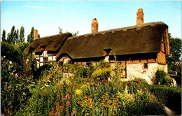 (2 F 9) UK (posted To Australia) Anne Hathaway's Cottage - Ecrivains