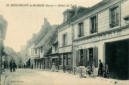 Beaumont Le Roger * Rue Et Hôtel De Paris - Beaumont-le-Roger