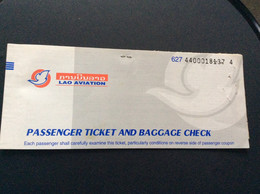 TICKET  LAO AVIATION  Vientiane>Luang Prabang  ANNEE 2002 - Billetes