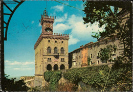Delcampe - 1084335 Repubblica Di S. Marino ,Regierungspalast - San Marino