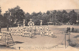 Orléans    45    Union De La Jeunesse Catholique.  Gymnastique.  Grande Pyramide      (voir Scan) - Orleans