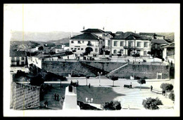 MONCORVO - Praça Francisco Meireles E Castelo. ( Ed. Da Casa Moreira )  Carte Postale - Bragança