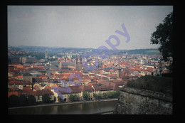Diapositive Slide Diapo Amateur 1995 Allemagne Wurtzbourg  Würzburg - Diapositives