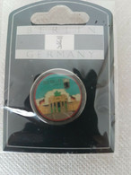 Germany Pin, Berlin Brandenburg Gate 2000 New - Andere & Zonder Classificatie