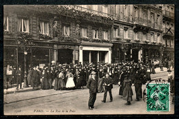 CP75-05 : Dept 75 Paris La Rue De La Paix 1909 Magasin Paquin Et Personnel Des Boutiques - Autres & Non Classés