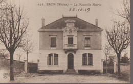 BRON - LA NOUVELLE MAIRIE - Bron