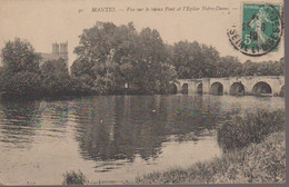 MANTES LA JOLIE - VUE SUR LE VIEUX PONT - Mantes La Jolie