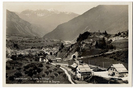 SEMBRANCHER: Village Avec Station Et Train Arrivant ~1930 - Sembrancher